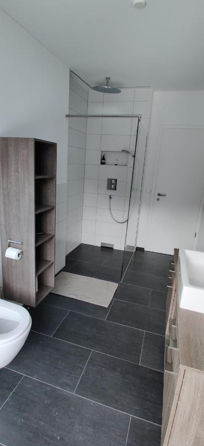 Schoene Wohnung In วาเลนชตัดท์ ภายนอก รูปภาพ