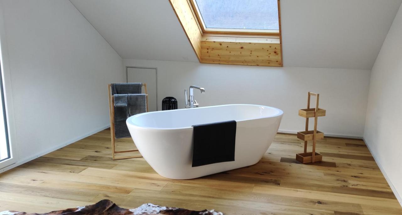Schoene Wohnung In วาเลนชตัดท์ ภายนอก รูปภาพ